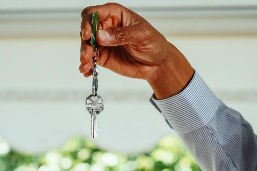 Closing the Deal: What to Expect in the Final Stages